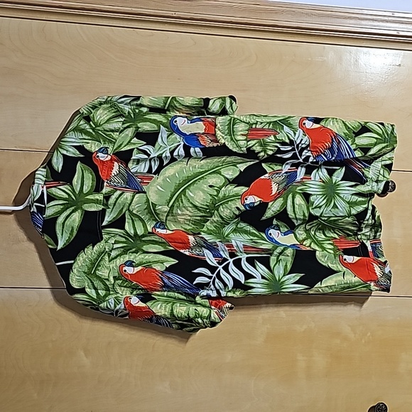 Vintage Hawaiian Shirt - Picture 3 of 5